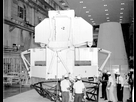 https://www.noelshack.com/2023-04-1-1674472471-1280px-67-h-1230-lunar-module-lta-2-r.jpg