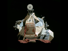 https://image.noelshack.com/fichiers/2023/04/1/1674472568-1024px-apollo-17-lm-ascent-stage.jpg