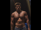 https://image.noelshack.com/fichiers/2023/08/5/1677251133-henry-cavill-shirtless.jpg