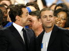 https://image.noelshack.com/minis/2023/11/3/1678888985-apres-avoir-apporte-son-soutien-a-nicolas-sarkozy-faudel-a-ete-contraint-de-quitter-la-france.png