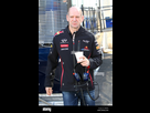 https://image.noelshack.com/fichiers/2023/11/6/1679149880-adrian-newey-le-concepteur-du-red-bull-de-formule-1-f1-formule-1-essais-piste-jerez-espagne-09-02-12-d9bdp4.jpg