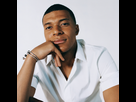 https://image.noelshack.com/fichiers/2023/18/1/1682976519-06soccer-mbappe-alt-top2-mediumsquareat3x.jpg