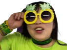 https://image.noelshack.com/fichiers/2023/19/5/1683904763-yuna-lunettes.png