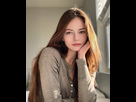 https://image.noelshack.com/fichiers/2023/19/6/1684015001-full-mackenzie-foy-2.jpg