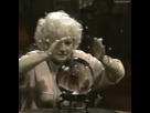 https://image.noelshack.com/fichiers/2023/24/6/1687004798-crystal-ball-fortune-teller.gif