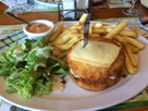 https://image.noelshack.com/fichiers/2023/29/1/1689558213-patata-burger-classique.jpg