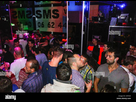 https://image.noelshack.com/fichiers/2023/33/6/1692434400-paris-france-bar-gay-avec-piste-de-danse-bondee-video-interactive-dj-discotheque-a-l-interieur-cefx34.jpg