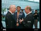 https://image.noelshack.com/fichiers/2023/33/6/1692443911-president-of-the-world-economic-forum-in-davos-klaus-schwab-russian-b9825b.jpg