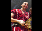 https://image.noelshack.com/fichiers/2023/33/7/1692533145-dave-leduc-wlc-post-fight.jpg
