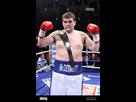 https://image.noelshack.com/fichiers/2023/34/4/1692872269-john-mcdermott-short-blanc-bleu-defaites-larry-olubamiwo-dans-un-concours-de-boxe-a-poids-lourd-pour-le-titre-de-la-region-du-sud-a-york-hall-bethnal-green-lo-2b7w637.jpg
