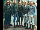 https://image.noelshack.com/fichiers/2023/35/2/1693293237-skinhead-1.jpeg