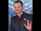 https://image.noelshack.com/fichiers/2023/37/1/1694449278-star-trek-beyond-japan-premiere-red-carpet-simon-pegg-cropped-1.jpg