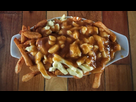 https://image.noelshack.com/fichiers/2023/40/3/1696424215-world-of-poutine-plat-quebec-montreal-canada-restaurant-lille-mouins.jpg
