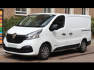 https://image.noelshack.com/fichiers/2023/41/5/1697210598-1200px-2018-renault-trafic-sl27-business-energy-1-6-front.jpg