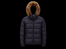 https://image.noelshack.com/fichiers/2023/43/3/1698208207-moncler.png