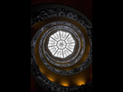 https://image.noelshack.com/fichiers/2023/45/4/1699518200-vatican-stairs.gif