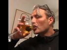 https://image.noelshack.com/fichiers/2023/47/3/1700682350-image.png