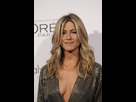 https://image.noelshack.com/fichiers/2023/47/7/1700967133-jennifer-aniston-cleavage-candids-at-elle-women-in-la-02.jpg