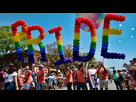 https://image.noelshack.com/fichiers/2023/52/5/1703839082-pride-flag-parade-ca-courtesy-ap.jpg