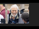 https://image.noelshack.com/fichiers/2024/07/5/1708065484-screenshot-2024-02-16-at-07-37-41-clint-eastwood-on-set-tout-112223-3874676785fd4fcdad980a20290ace09-jpg-image-webp-750-x-500-pixels.png