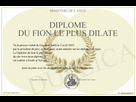 https://image.noelshack.com/minis/2024/08/6/1708805466-700-866976-diplome-du-fion-le-plus-dilate.png