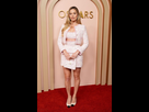 https://image.noelshack.com/fichiers/2024/11/6/1710583818-margot-robbie-in-custom-chanel-at-96th-oscars-nominees-v0-zab8imj268ic1.jpg