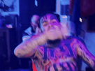 https://image.noelshack.com/fichiers/2024/12/3/1710918563-6ix9ine-ain-t-no-fightin-boy-that-gun-is-up-go-try-runnin-up.gif