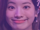 https://image.noelshack.com/fichiers/2024/12/6/1711186497-dahyun-cat-face.jpg