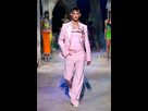 https://image.noelshack.com/fichiers/2024/16/7/1713713325-00076-versace-menswear-ss21.jpg