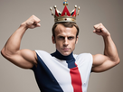 https://image.noelshack.com/fichiers/2024/22/6/1717208095-default-man-looking-like-macron-with-a-crown-showing-off-his-m-1.jpg