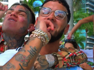 https://image.noelshack.com/fichiers/2024/23/5/1717752197-6ix9ine-anuel-los-hermanos.gif