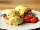 https://image.noelshack.com/fichiers/2024/24/7/1718549540-eggs-benedict-01-cropped.jpg