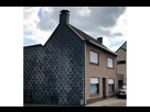 https://www.noelshack.com/2024-27-4-1720076442-11e547dd-950e-4413-a6cc-05ffb057faae-ugly-house-belgian-tumblr-edit.jpg