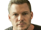 https://image.noelshack.com/fichiers/2024/28/4/1720655013-sp-alan-ritchson-17.png
