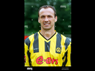 https://image.noelshack.com/fichiers/2024/29/2/1721140326-allemagne-dortmund-football-10-7-2001-portraits-de-l-equipe-de-bundesliga-club-borussia-dortmund-bvb-saison-2001-2002-jurgen-kohler-mm4jnn.jpg