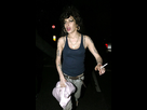 https://image.noelshack.com/fichiers/2024/30/1/1721646824-amywinehouseinjury-pa.jpg