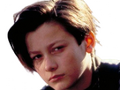 https://image.noelshack.com/fichiers/2024/31/1/1722205094-edward-furlong-1.png