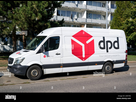 https://www.noelshack.com/2024-34-1-1724081599-camion-de-livraison-dpd-dpdgroup-est-le-reseau-de-livraison-de-colis-international-appartenant-a-l-etat-francais-le-service-postal-la-poste-2a0y4fj.jpg