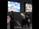 https://image.noelshack.com/minis/2024/34/2/1724166301-2024-nintendo-museum-giant-wii-controller.png
