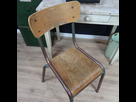 https://www.noelshack.com/2024-36-1-1725229398-ancienne-chaise-d-ecole-en-bois-et-pieds-tubulaires.jpg