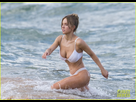 https://image.noelshack.com/fichiers/2024/36/2/1725329297-sydney-sweeney-glen-powell-beach-photos-australia-25.jpg