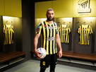 https://image.noelshack.com/fichiers/2024/36/4/1725495566-karim-benzema-al-ittihad-player.jpg