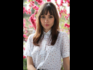 https://image.noelshack.com/fichiers/2024/37/1/1725885992-jocelin-donahue-in-white-blouse.jpg