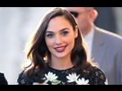 https://image.noelshack.com/fichiers/2024/37/5/1726182590-1444x920-gal-gadot.jpeg