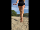 https://www.noelshack.com/2024-38-1-1726507938-sabrina-carpenter-feet-7850276.jpg