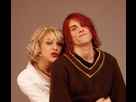 https://www.noelshack.com/2024-38-6-1726874645-kurt-and-courtney.jpg