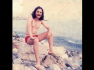 https://www.noelshack.com/2024-39-1-1727115978-ob-81342e-cabrel-a-la-plage.jpg