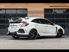 https://www.noelshack.com/2024-39-5-1727443457-honda-civic-type-r-verstappen-2018-blanc-ard-mk-bd.jpg