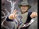 https://image.noelshack.com/fichiers/2024/39/6/1727557454-christophe-eclair.jpg