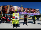 https://image.noelshack.com/fichiers/2024/39/7/1727594911-manifestation-paris-gilets-jaunes-mutiles-police-2-2019-0-729-486.jpg